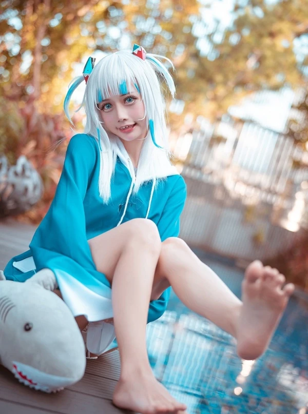 Yaoyaoqwq gawr gura cosplay đẹp tuyệt