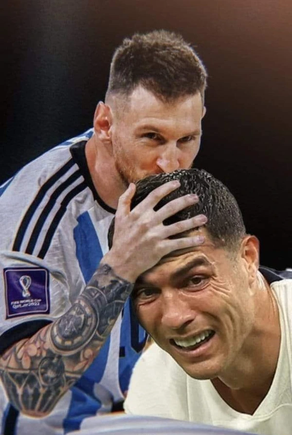 ronaldo kissing messi meme