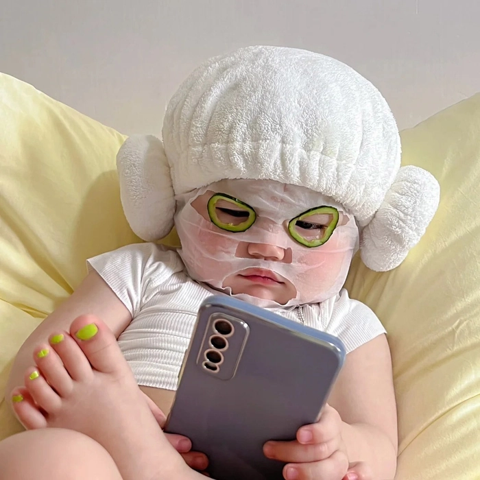 Hình ảnh em bé siêu cute