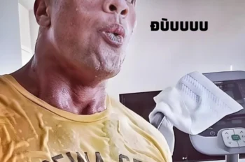 317+ hình The Rock meme biểu cảm gắt lẹt gây sốt Gen Z
