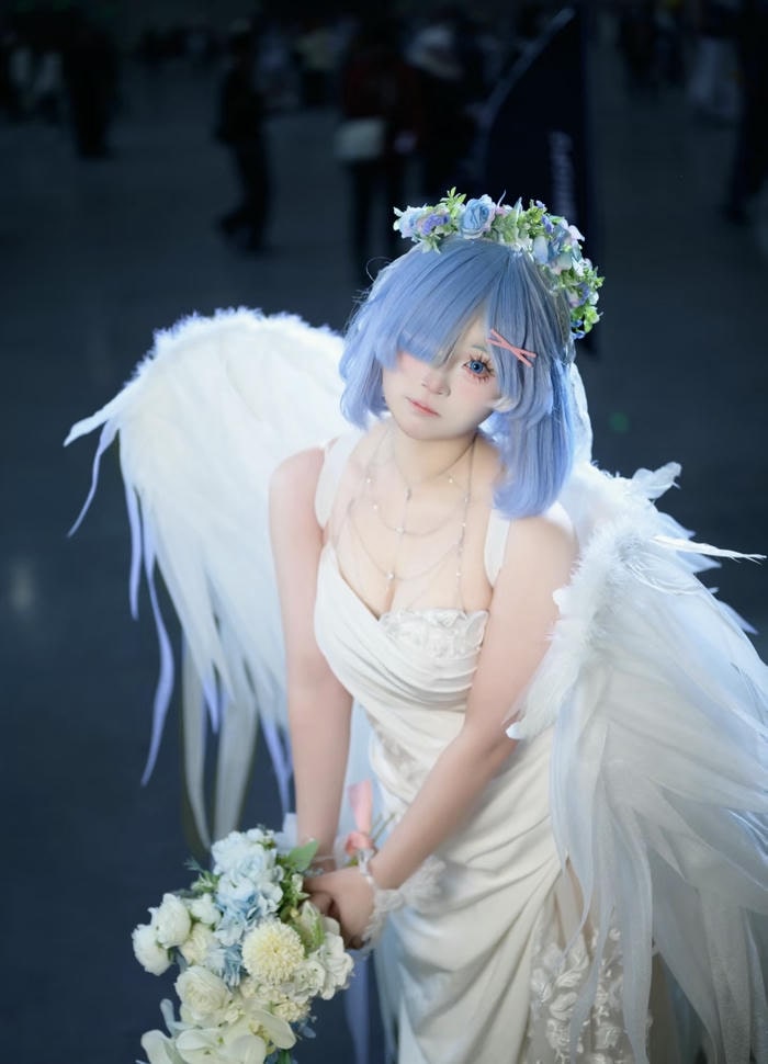 ảnh cosplay nữ pose
