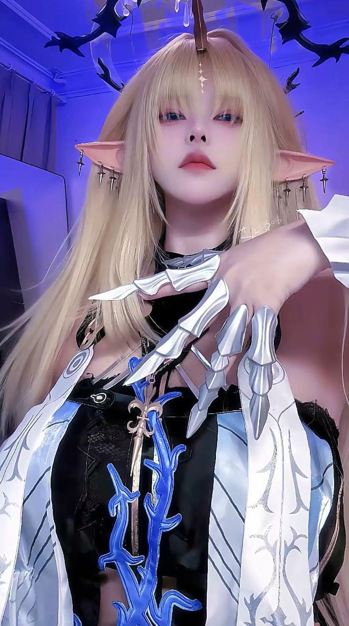 ảnh cosplayer ánh sáng đẹp
