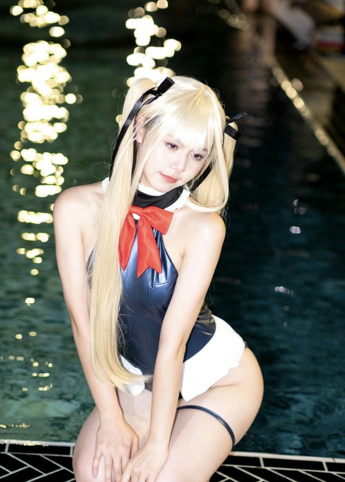 cosplay bikini gợi nhẹ