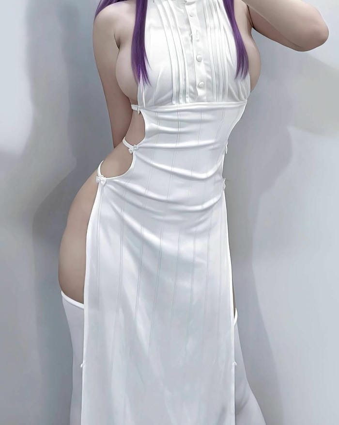 hình cosplay nữ thần thái mạnh mẽ