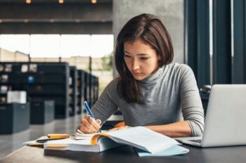 Thủ Thuật Lập Ngân Sách Cá Nhân: Cách Quản Lý Tài Chính Hiệu Quả