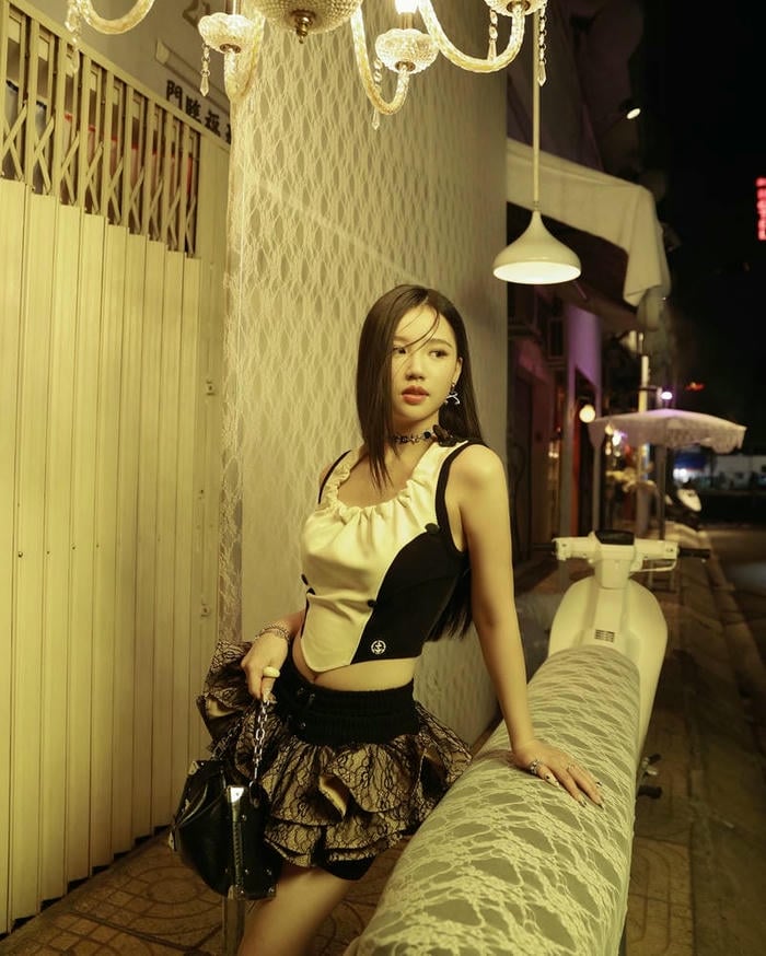 Amee sexy váy ngắn nữ tính