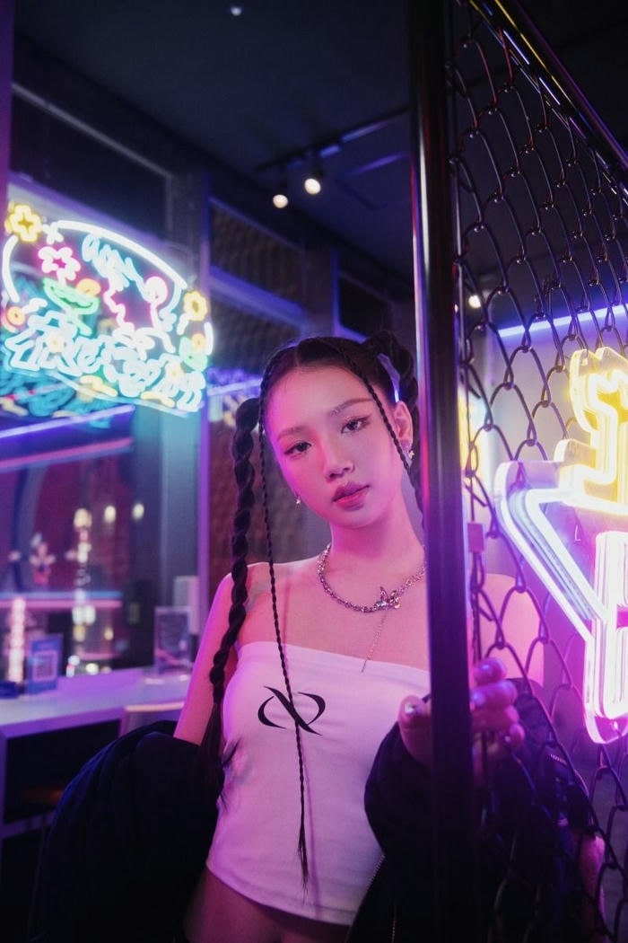 Amee váy hai dây phong dáng mềm mại quyến rũ