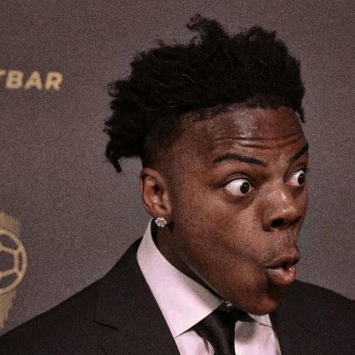 Ảnh meme hốt hoảng phản ứng quá đà