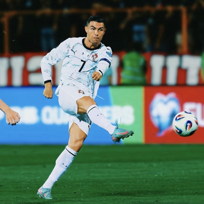 ảnh avatar bóng đá đẹp hình ảnh chân sút