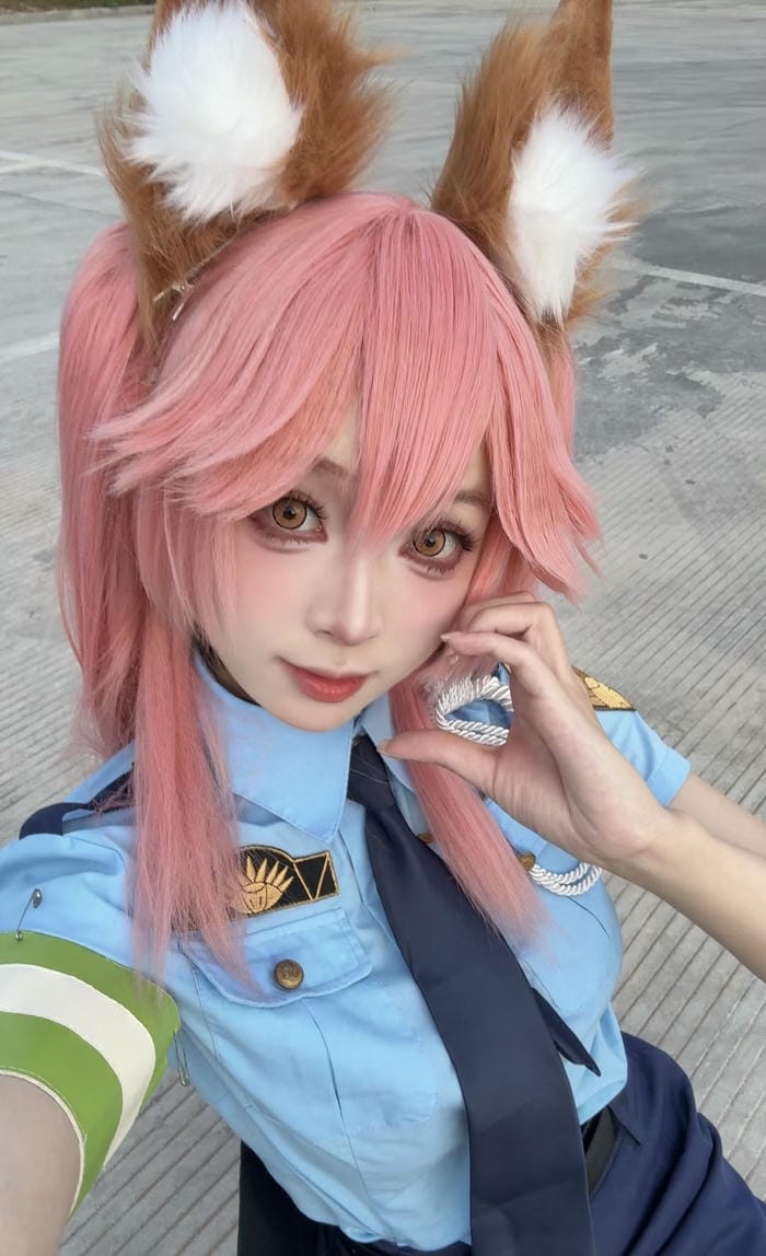 ảnh concept cosplay cảnh sát