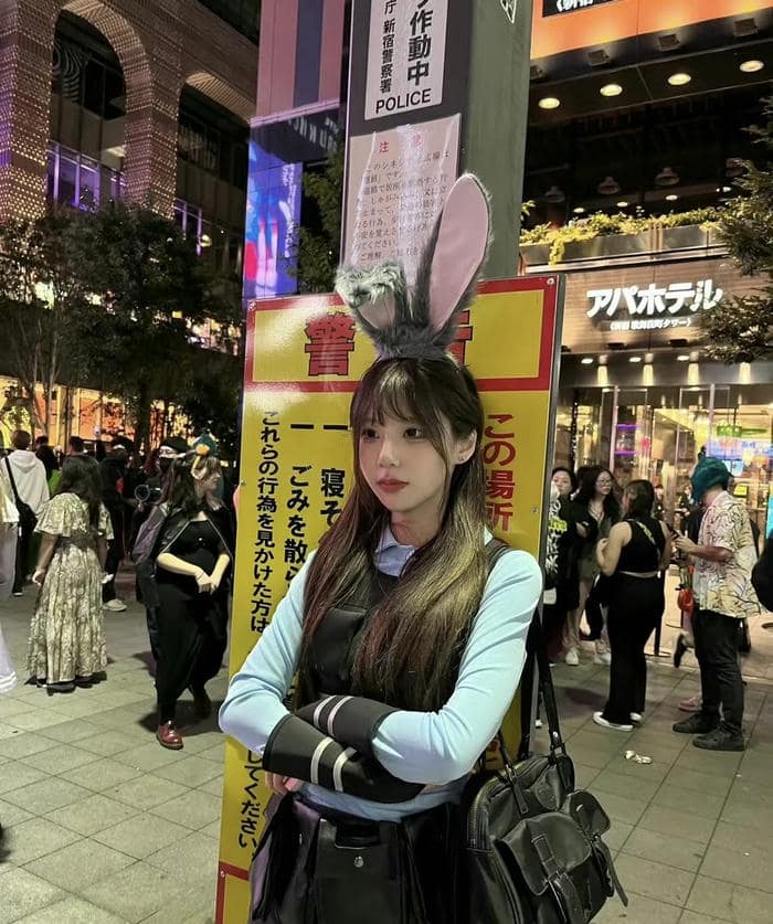 ảnh cosplay cảnh sát ấn tượng