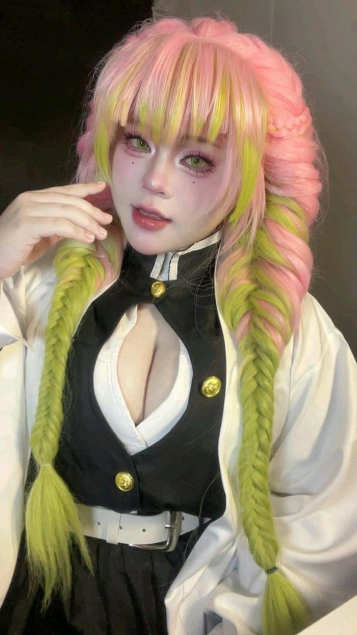 ảnh cosplay luyến trụ phong cách nhật