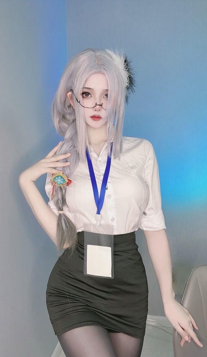 ảnh cosplay thư ký cosplay office