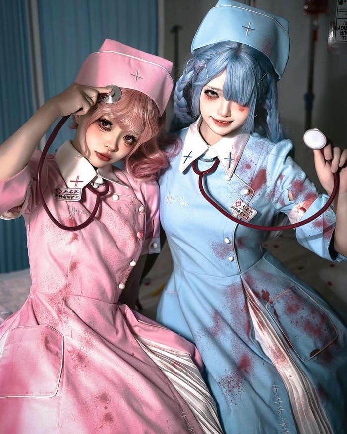 ảnh cosplay y tá dễ thương