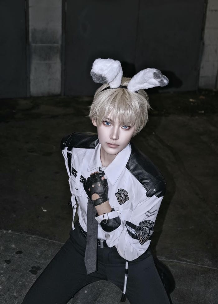cosplay cảnh sát phong cách