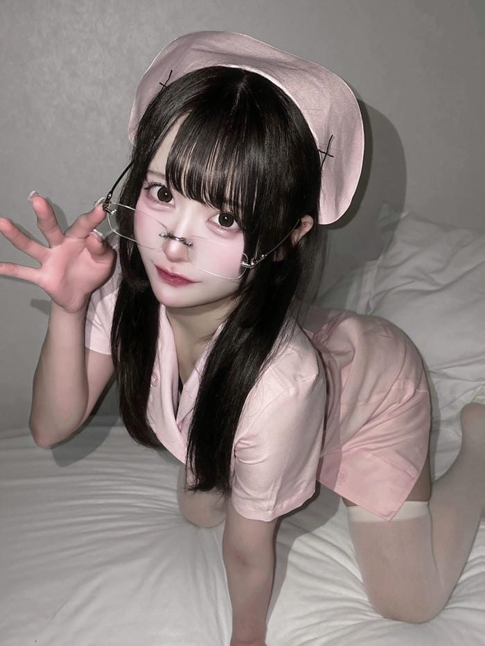 cosplay y tá ngoài trời