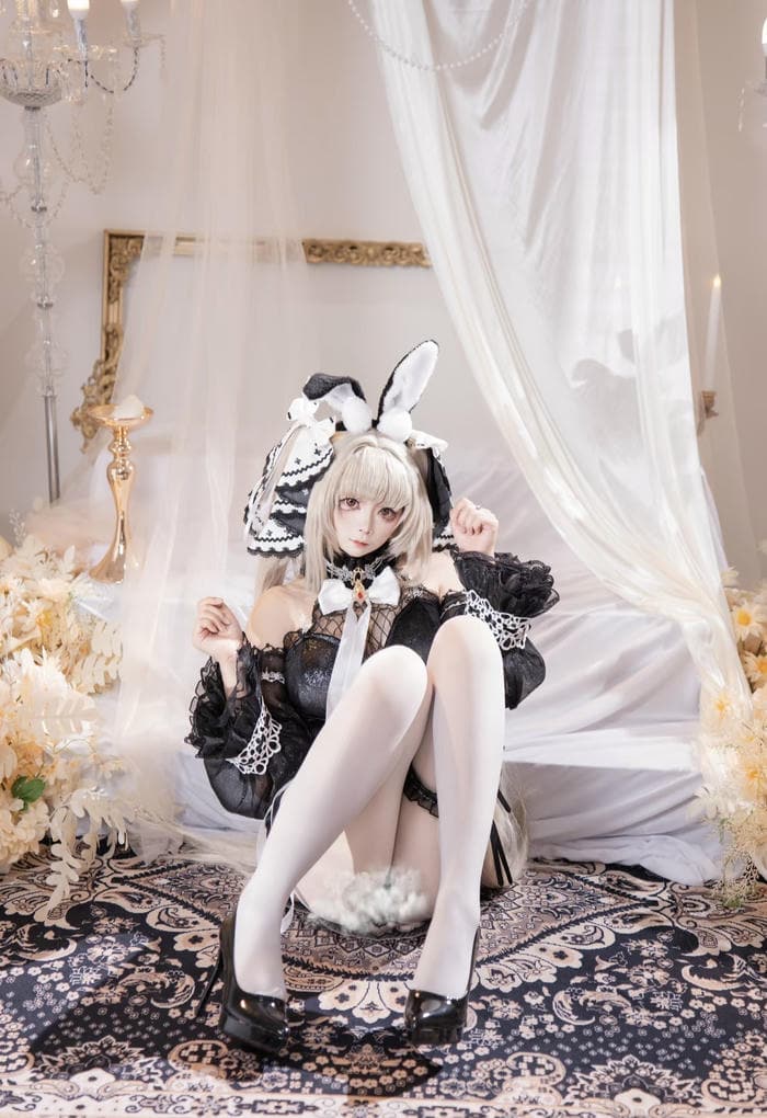 cosplayer nữ hóa thân nhân vật nổi tiếng