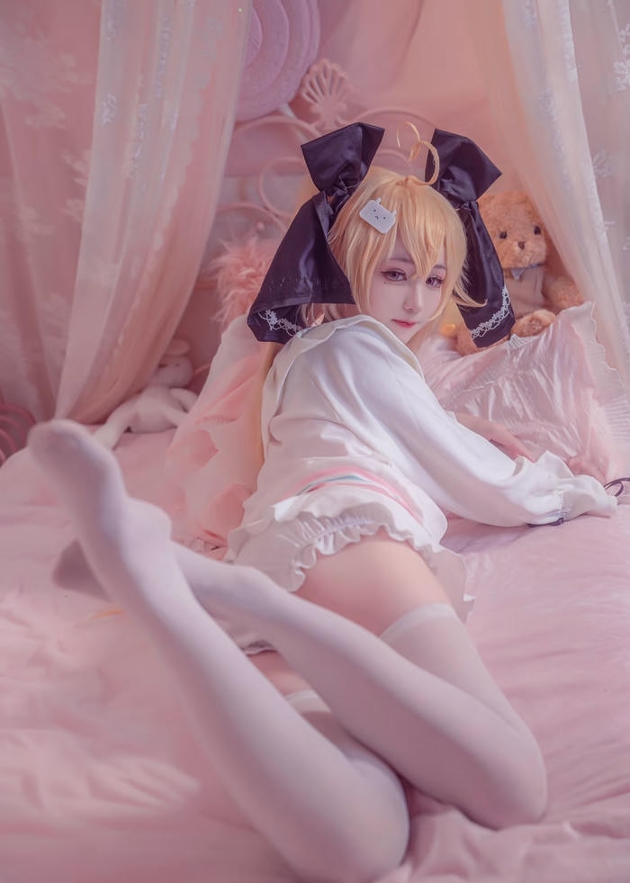 gái xinh cosplay nhân vật anime