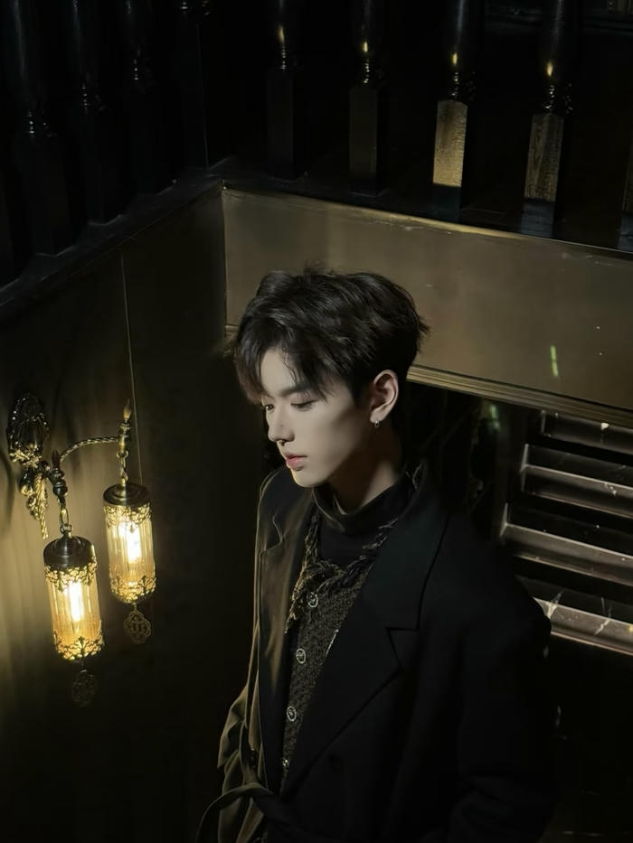 hình avatar cho nam phong thái trưởng thành lịch sự