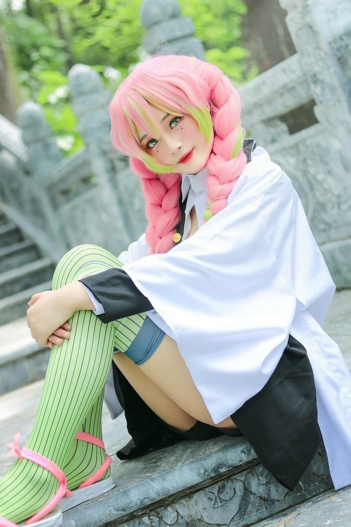 hình cosplay luyến trụ chất