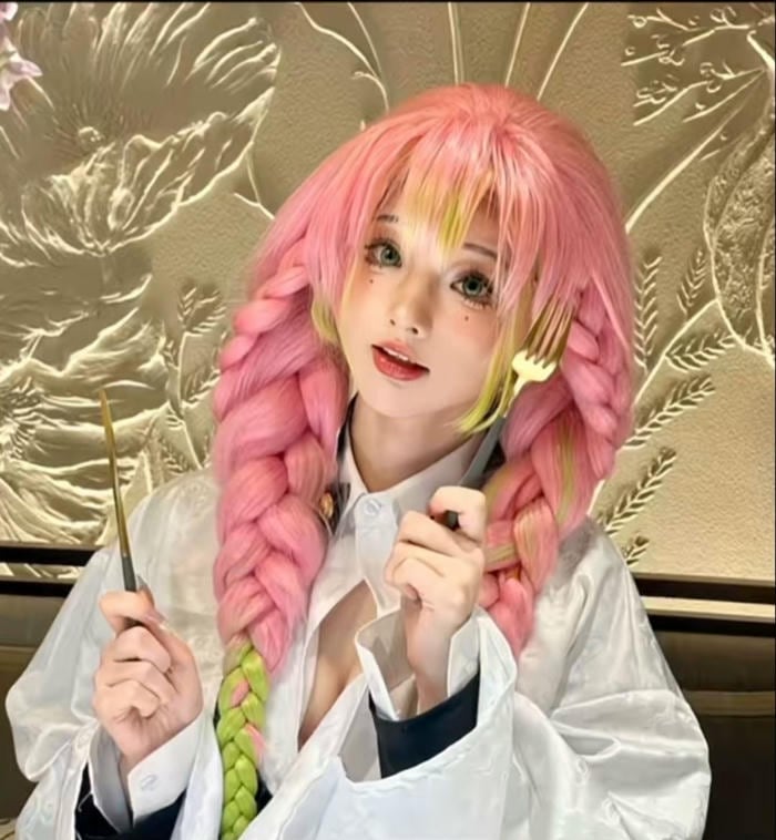 hình cosplay luyến trụ độc đáo