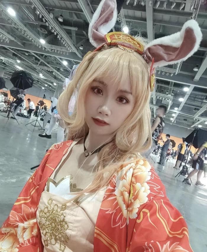 vibe cosplay nhẹ