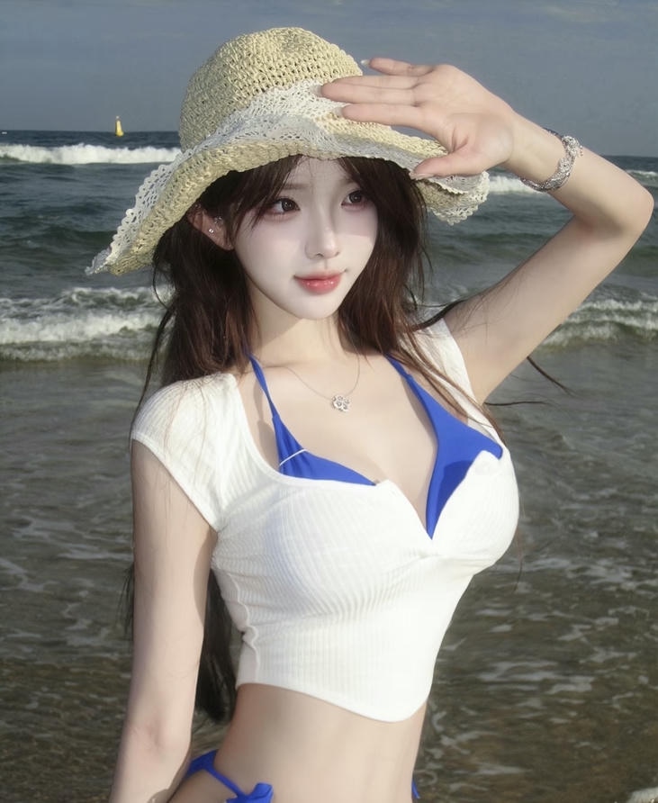 Ảnh gái Trung Quốc mặc bikini tạo hình trong trẻo