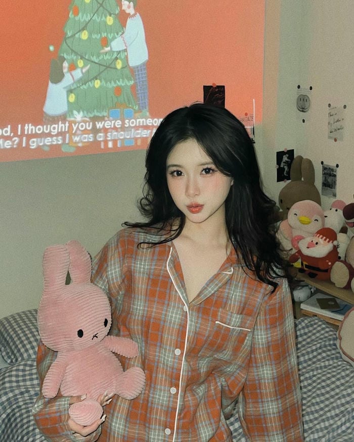 Ảnh gái xinh mặc đồ ngủ ngọt ngào trong trẻo