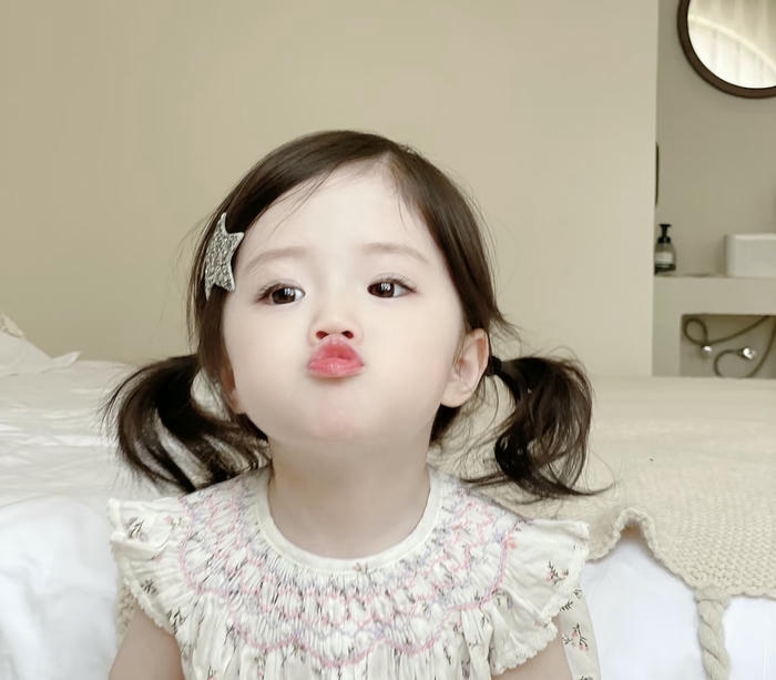 Hình ảnh avatar em bé cute xinh