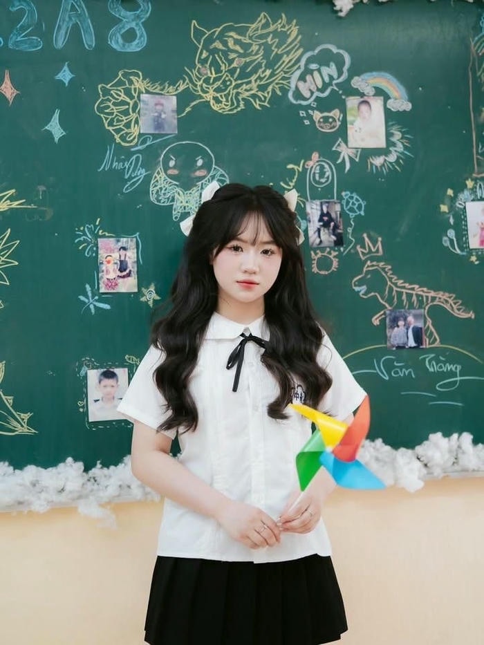 Hình ảnh gái xinh cấp 3 gương mặt sáng sủa