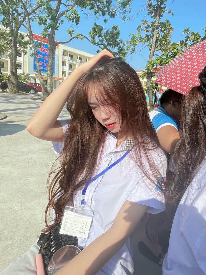 Hình ảnh học sinh cấp 3 vẻ đẹp tự nhiên