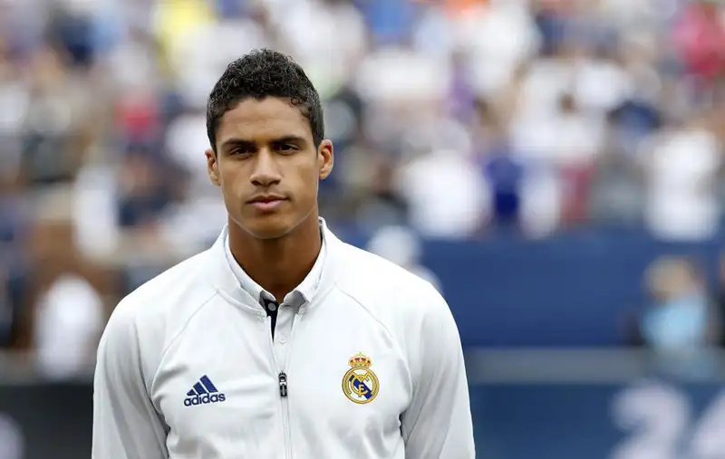 Varane – lá chắn thép đưa mọi hàng thủ lên tầm cao mới